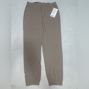 Lululemon NWT Pace Breaker Jogger Regular L Warm Ash Grey